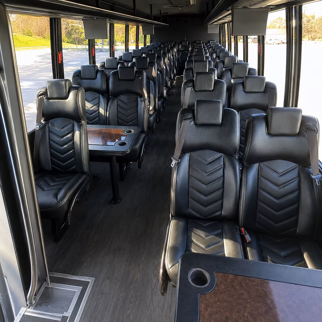 easily book transportation for your next airport transfer 1