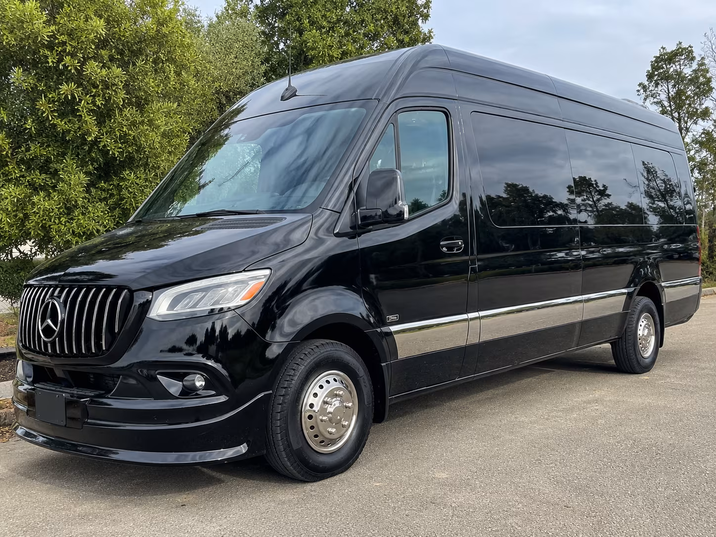 easily book transportation for your next concert or music festival 4