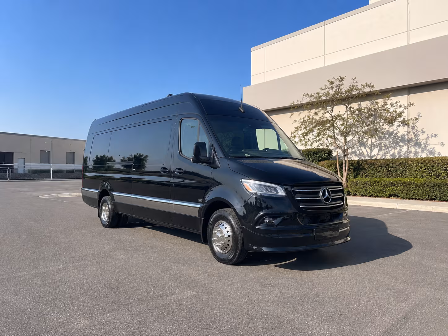 easily book transportation for your next prom 3