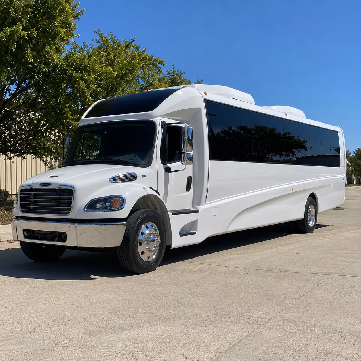 lehi 18 passenger minibus