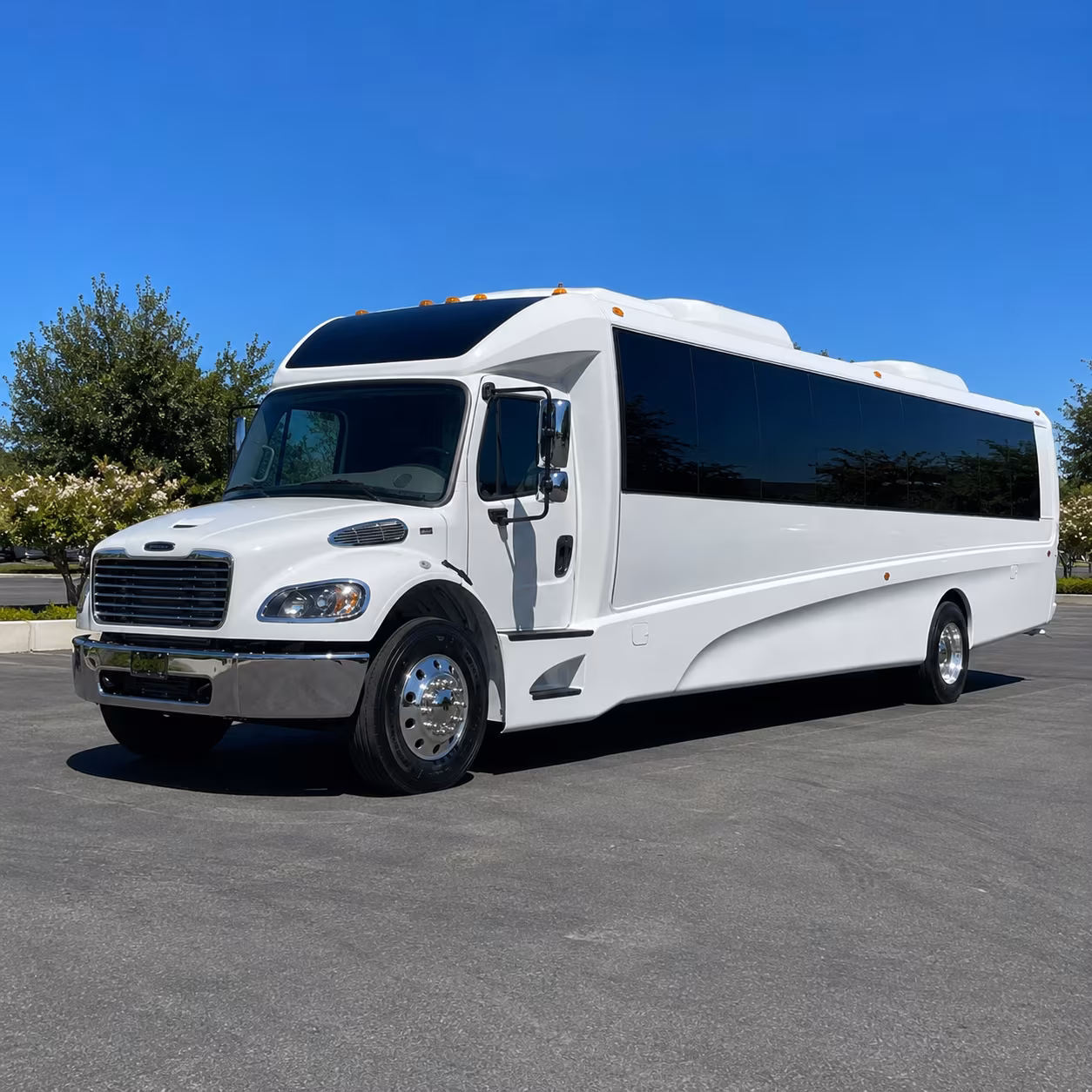 lehi 28 passenger minibus
