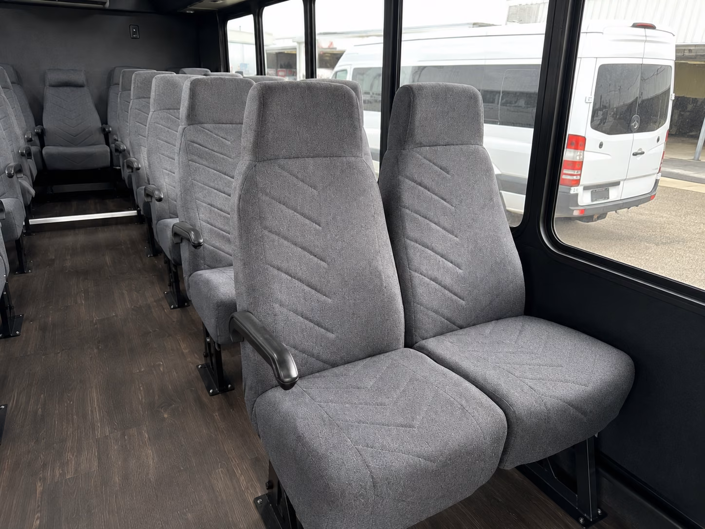minibus rentals serving lehi area prom venues and banquet halls