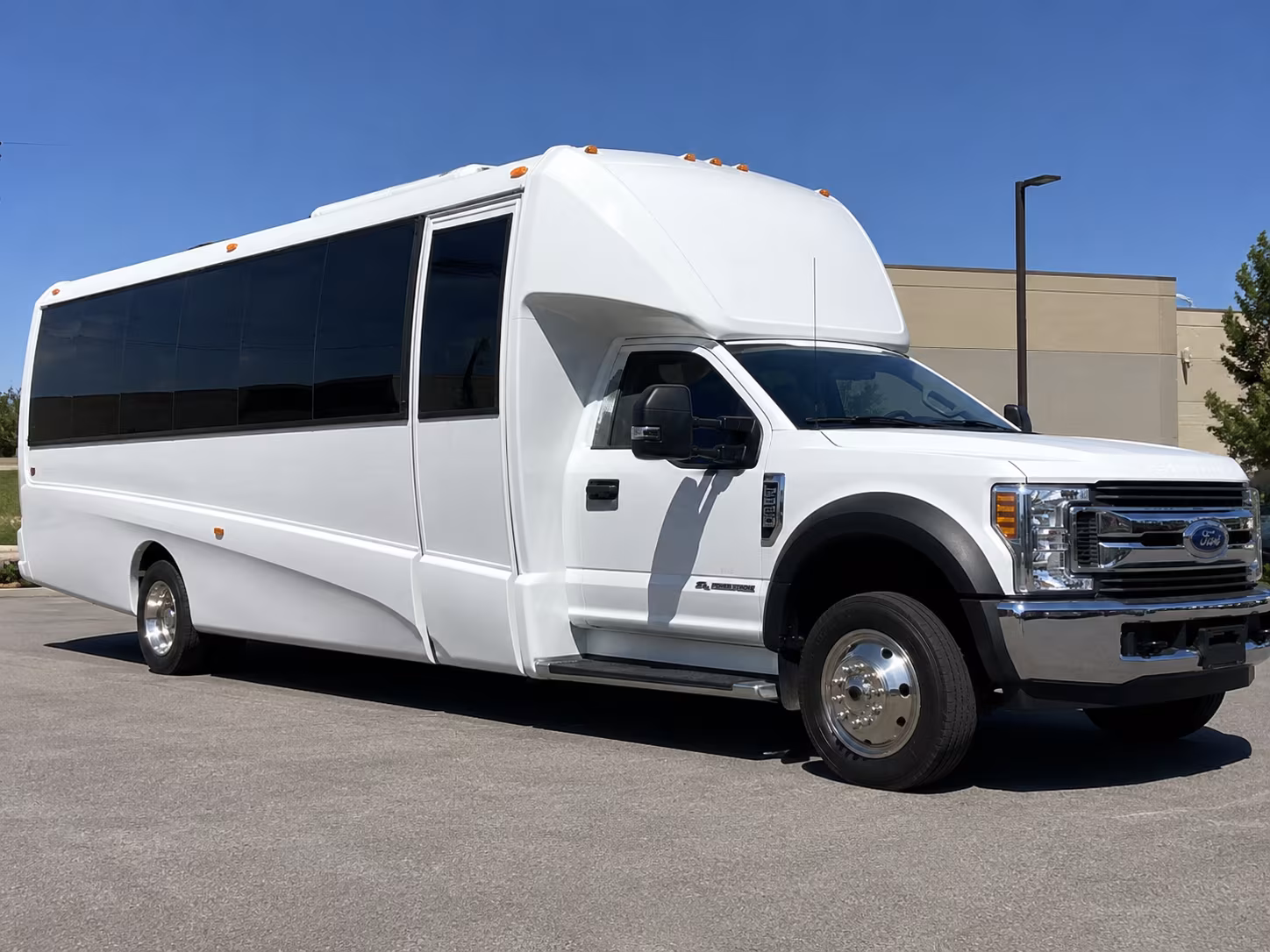minibus wine tour rentals for smaller groups exploring lehi area tasting rooms